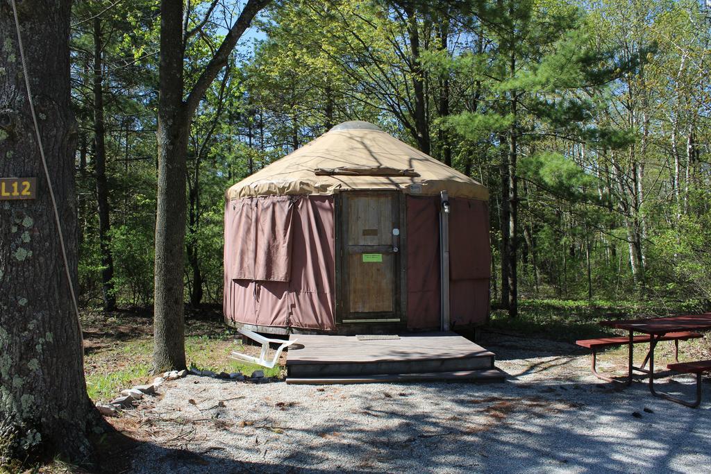 Tranquil Timbers Yurt 3 Hotel Sturgeon Bay Eksteriør billede